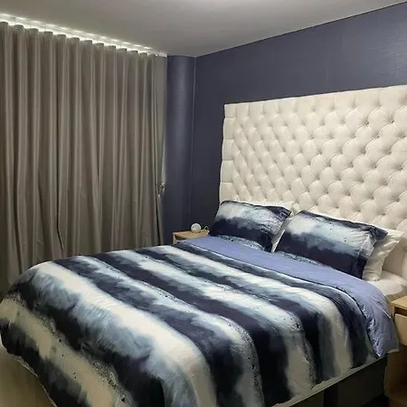 3 Bedroom/ 3 Bath Perfect For American Comfort Apartamento *